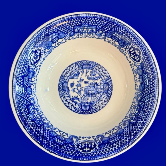 Vintage Blue Willow Porcelain Coupe Cereal Bowls by SCIO - Picture 7 of 7